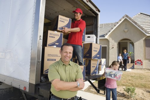 Organized relocation process during an Edgware removals job